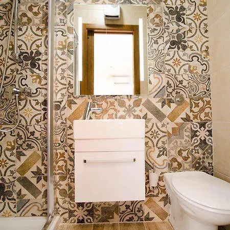 Republic * La Valette